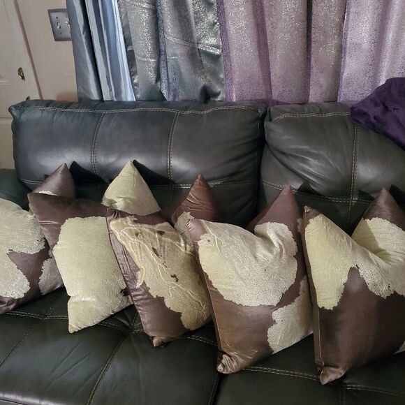 2 piece Aviva Stanoff double Seafan Smolder glaze velvet Pillows 18”x18” - Picture 11 of 11